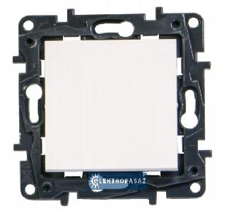 Niloe Step biały p/t łącznik jednobiegunowy bez ramki 863101 Legrand 1