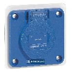 P17 gniazdo tablicowe z uziemieniem IP54 2P+Z 16A/250V 057671 Legrand 1